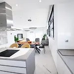 Sunset Cliffs 3 Bedrooms *