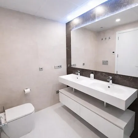 Sunset Cliffs 3 Bedrooms *