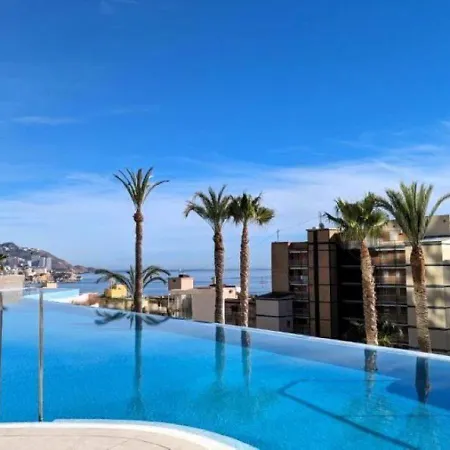 Sunset Cliffs 3 Bedrooms *