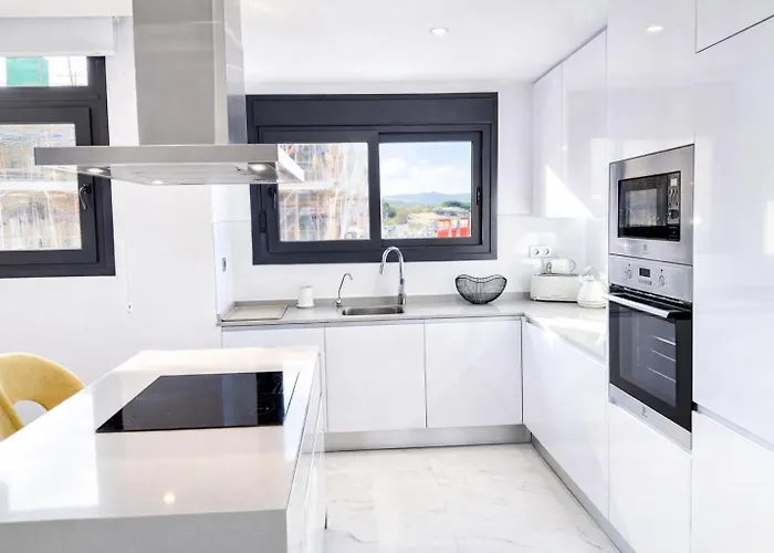 Sunset Cliffs 3 Bedrooms