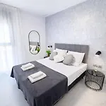 Sunset Cliffs 3 Bedrooms ベニドルム